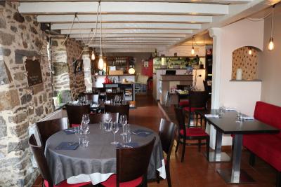 vue d'ensemble intérieur restaurant le Zag à Dinan